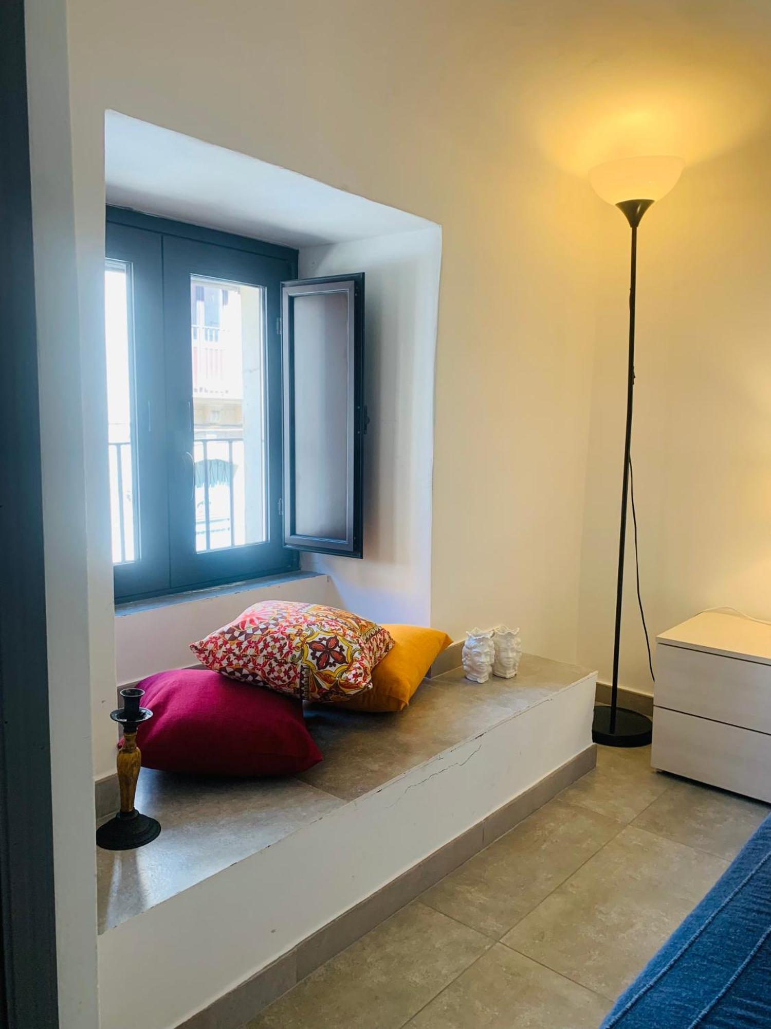 Center Living Apartment Catânia Exterior foto